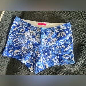 Lilly Pulitzer Blue and White Floral Knit Shorts
